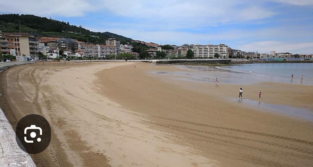 Apartamento Castro Urdiales Con Garaje Y Piscina ,Cerca Playa Экстерьер фото
